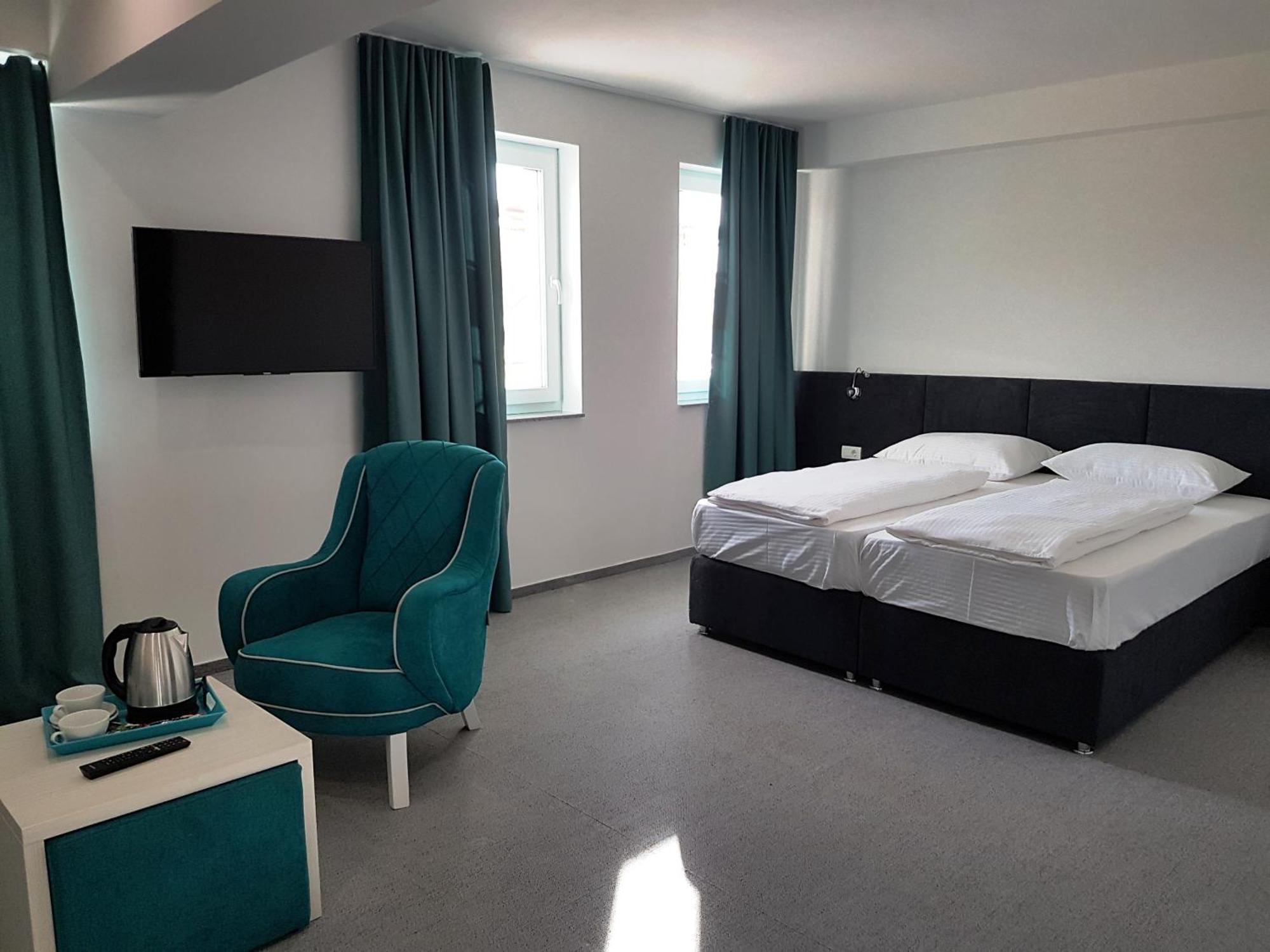 Hotel Sax Gracanica Extérieur photo