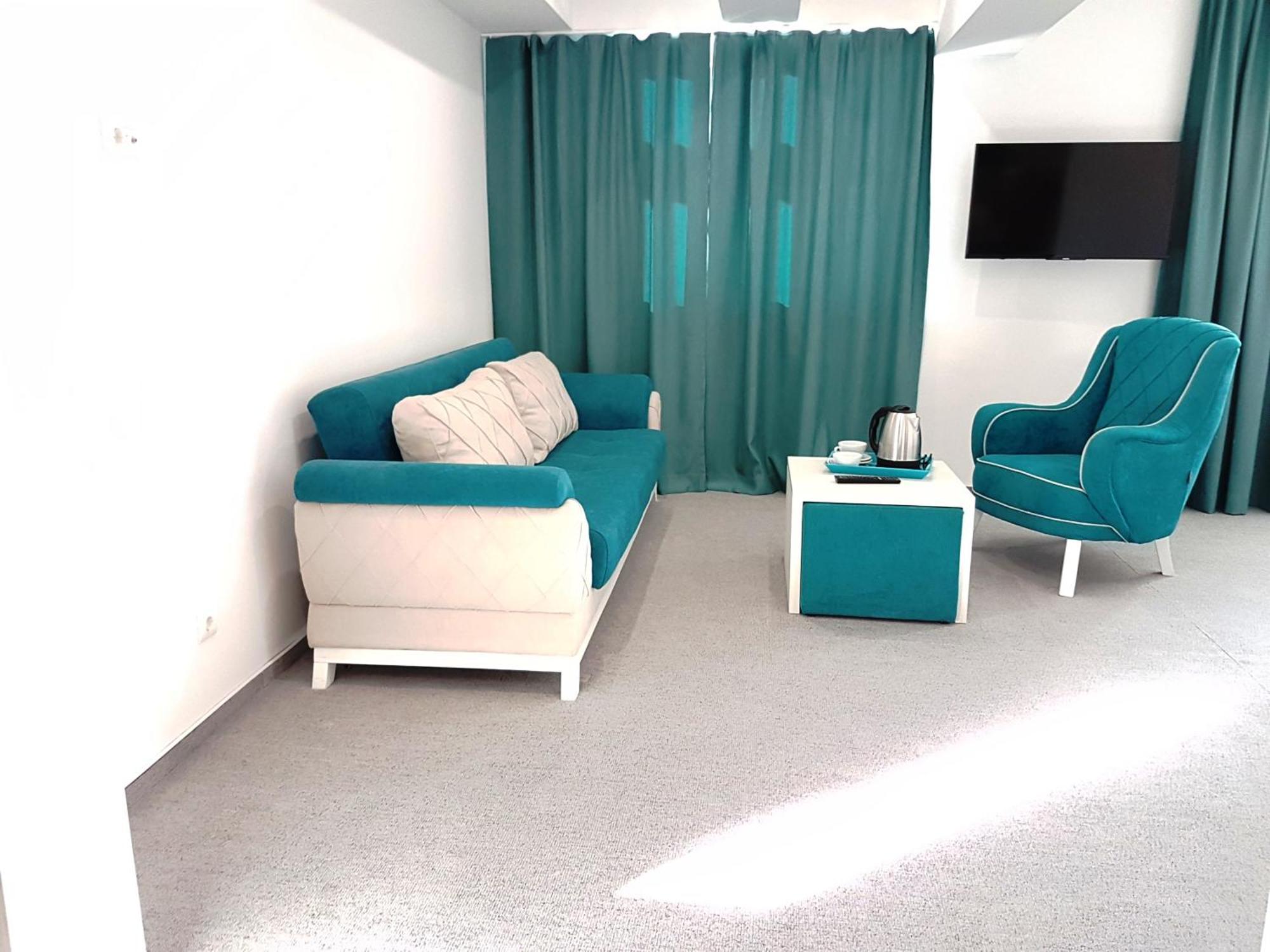 Hotel Sax Gracanica Extérieur photo