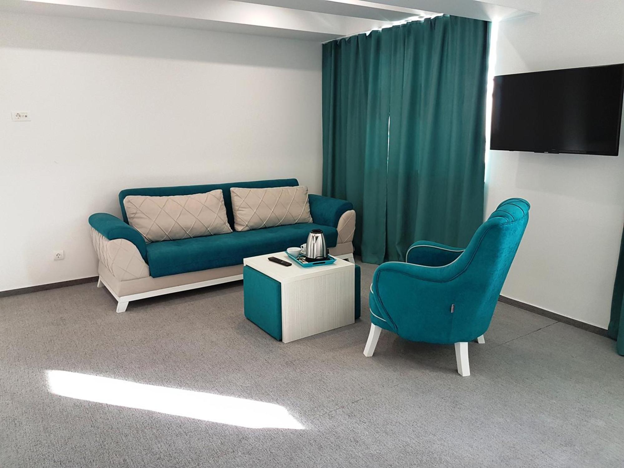 Hotel Sax Gracanica Extérieur photo