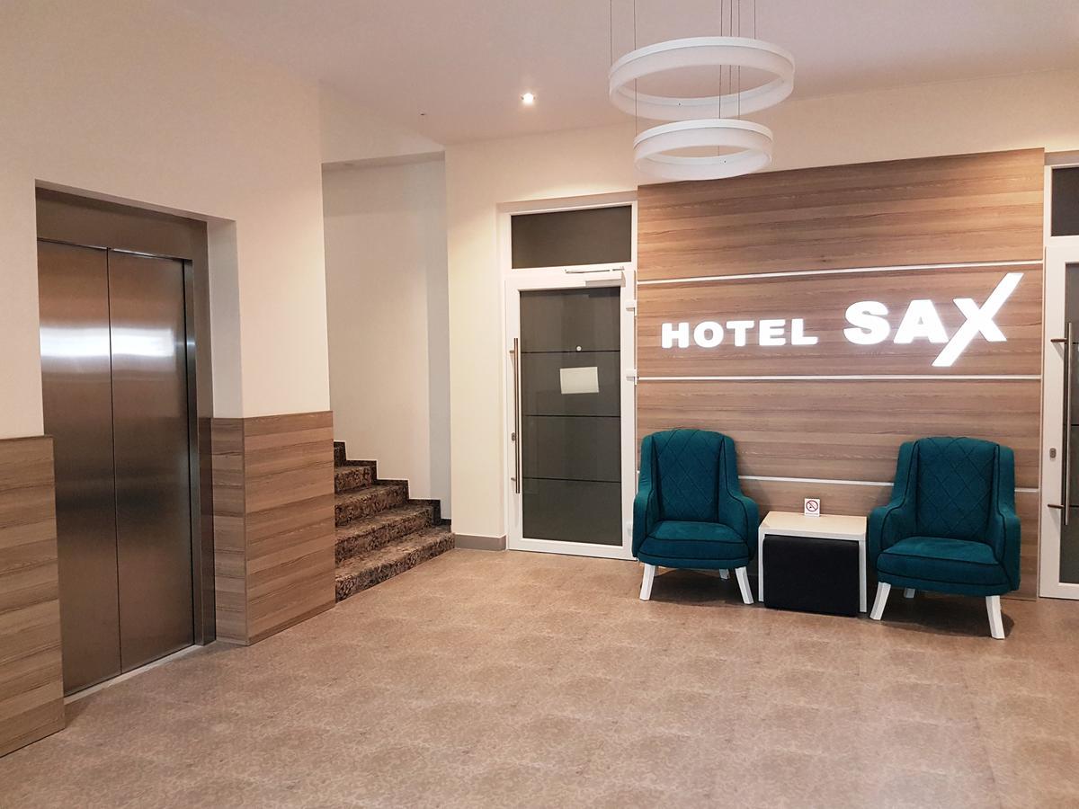 Hotel Sax Gracanica Extérieur photo